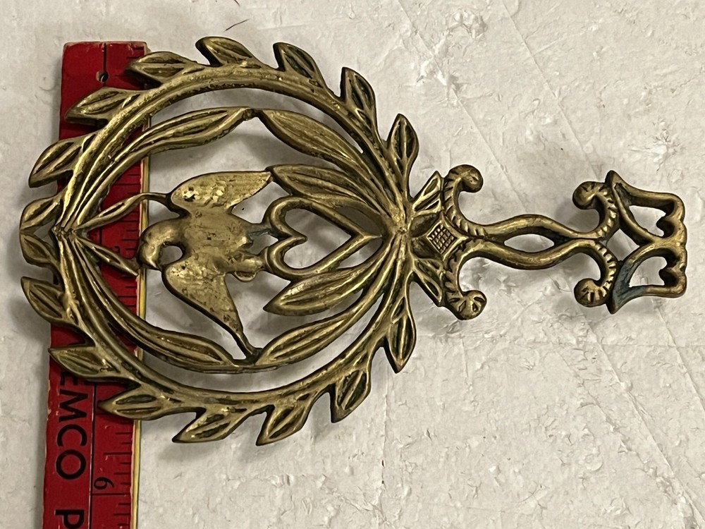Vtg Brass Patriotic American Eagle Wreath Heart Trivet Hot Plate Wall Hanger USA