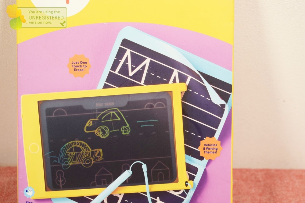 Gigglescape See Through Drawing Pad- Yellow