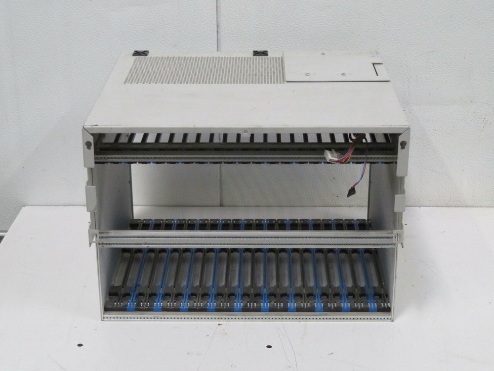 AGILENT E6198A 21 SLOT SWITCH/LOAD UNIT T180874