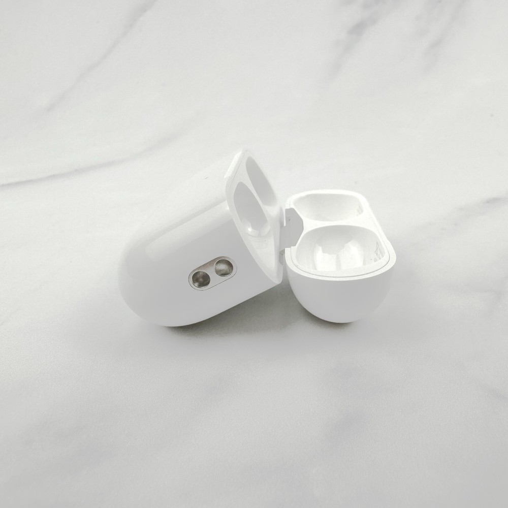 Apple AirPods Pro 2nd Gen Replacement Case Only A2700