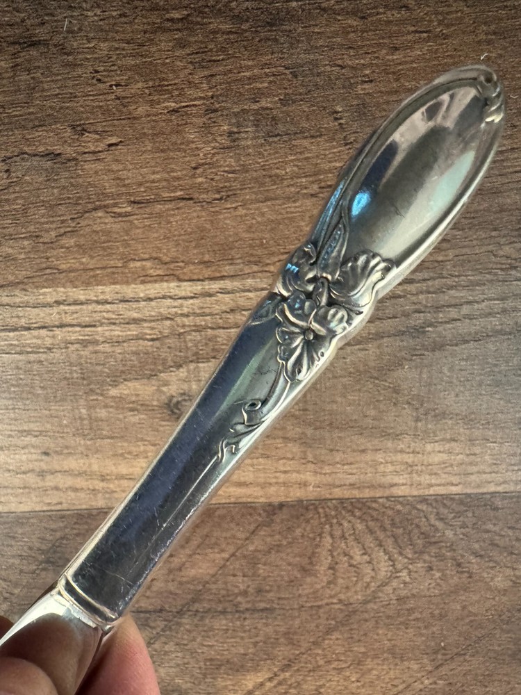 Community White Orchid Knife Silverplated