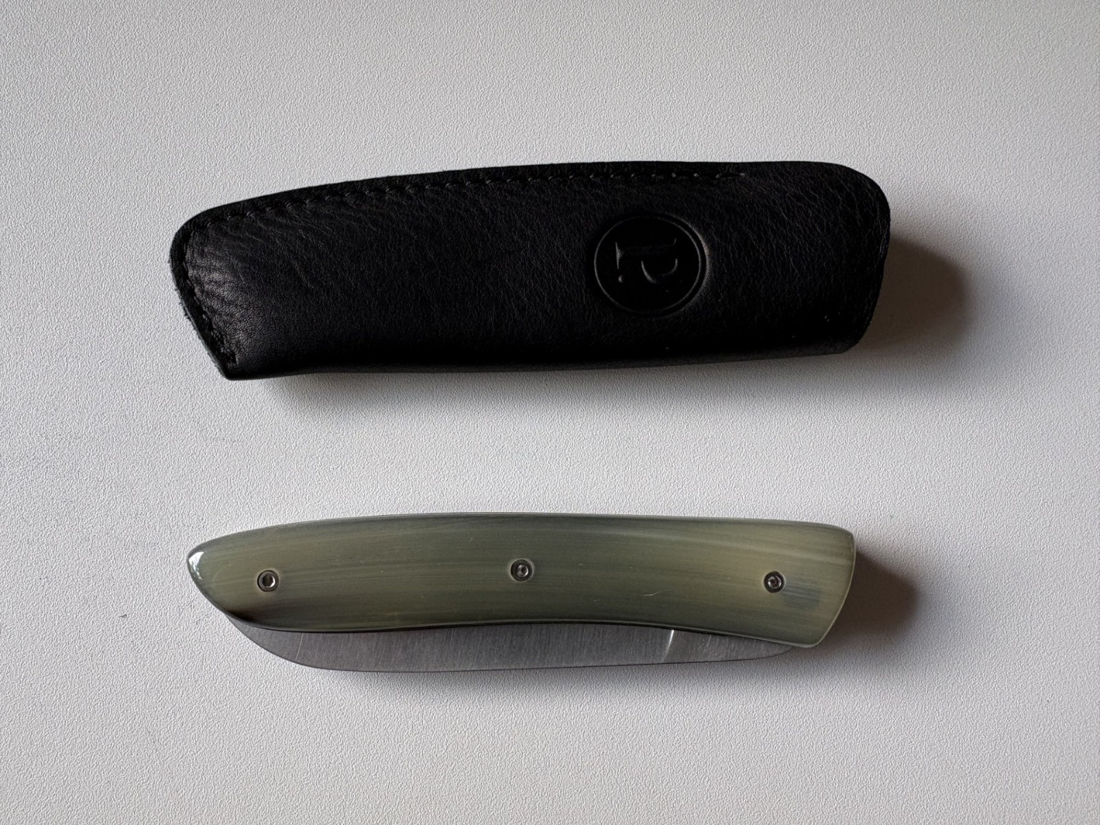 Atelier Perceval L08 folding pocket knife zebu horn tip - unused