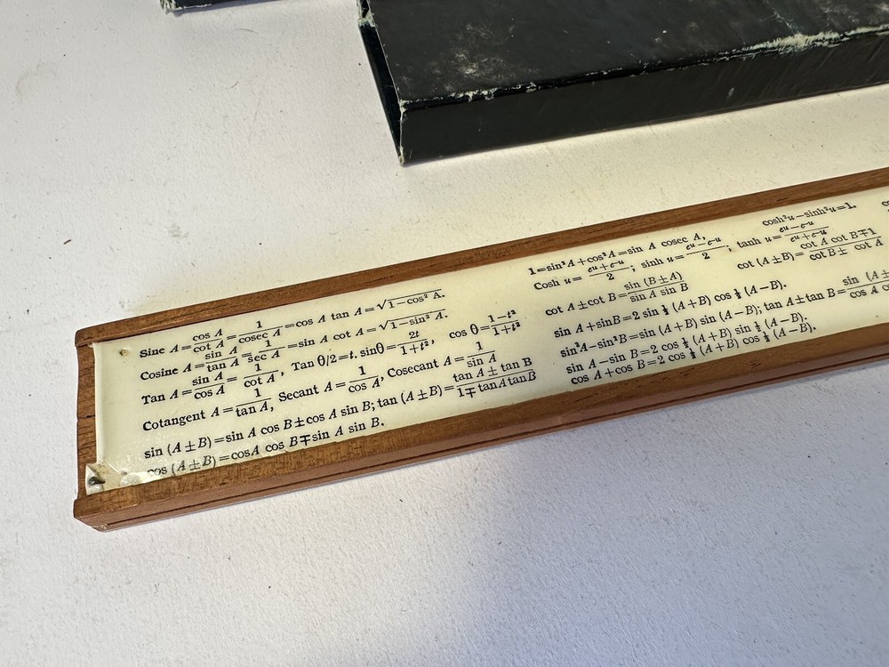 UNIQUE UNIVERSAL SLIDE RULE in ORIGINAL CASE DRAWING INSTRUMENT