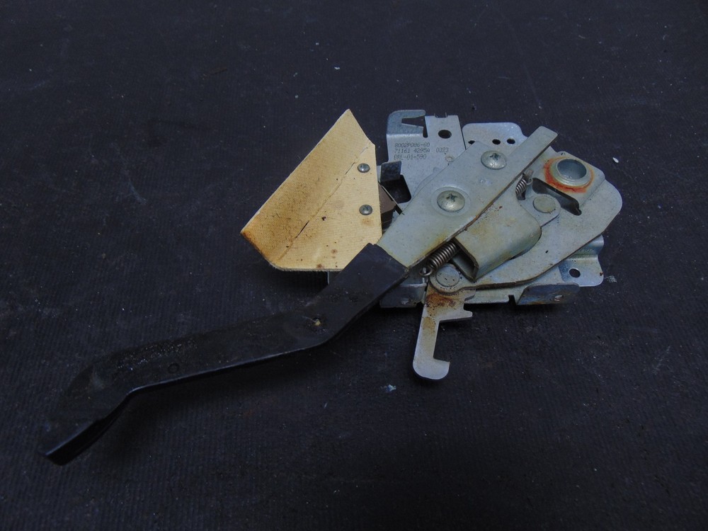 Maytag Range MGR5752ADS Latch 74009764