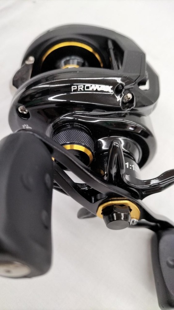 ABUGARCIA P MAX3 Bait Reel