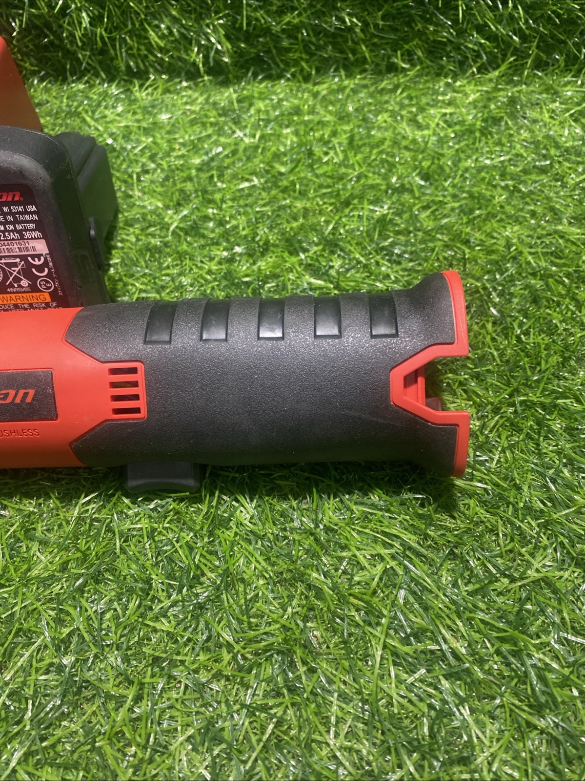 Snap-On 1/4" Cordless Long-Neck Ratchet - 14.4v - CTR817, Charger & Battery Mint