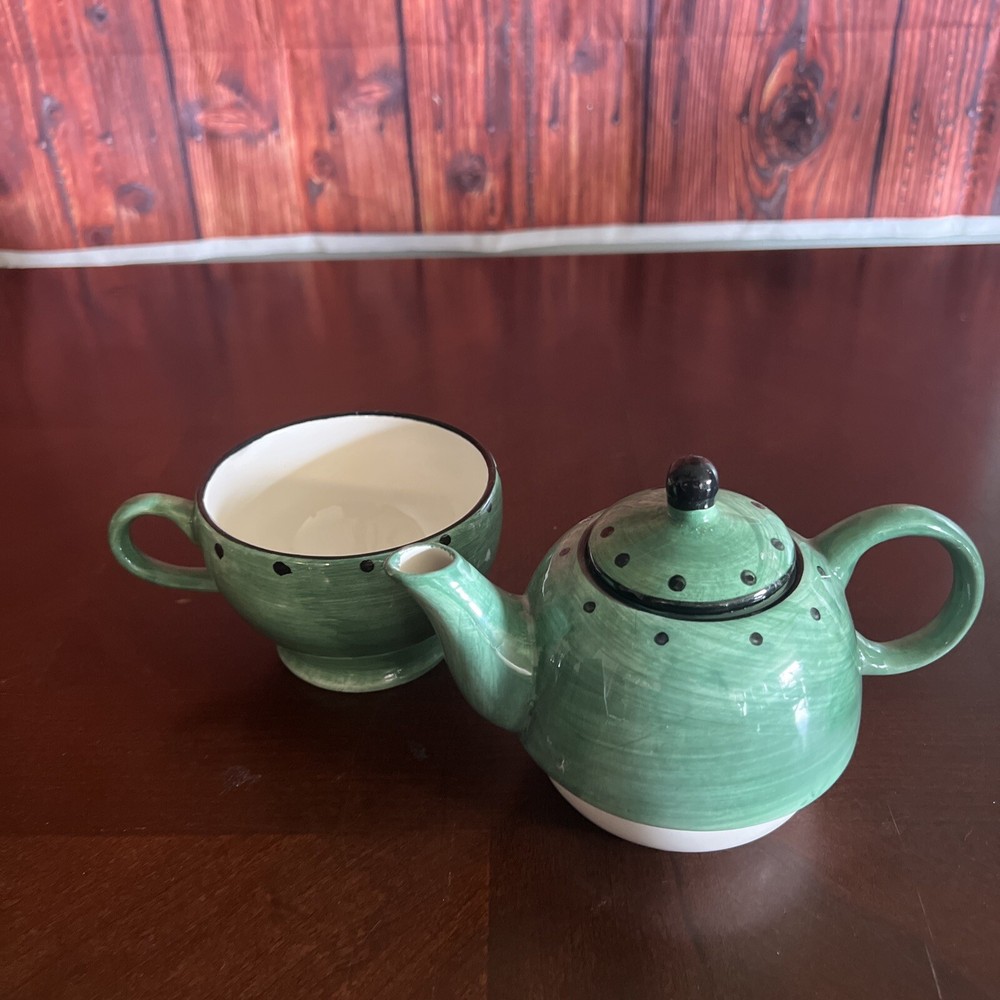 STACKABLE CUP TEA POT DESIGN PAC GREEN BLACK &black Polka Dots
