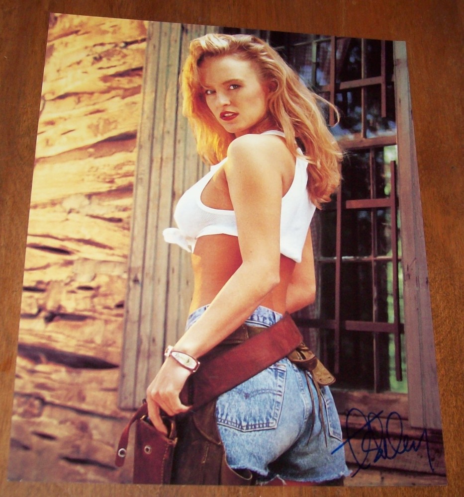 Image 2000 Ashley Autographed 8x10 Picture