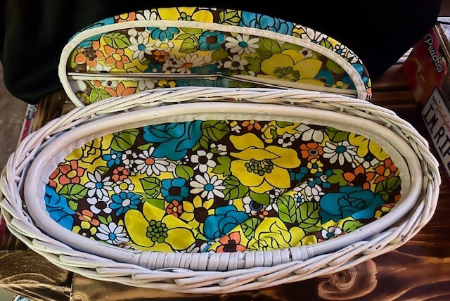 Vintage 1970s Bun Warmer- Missing the warming Component White Wicker 17" Floral