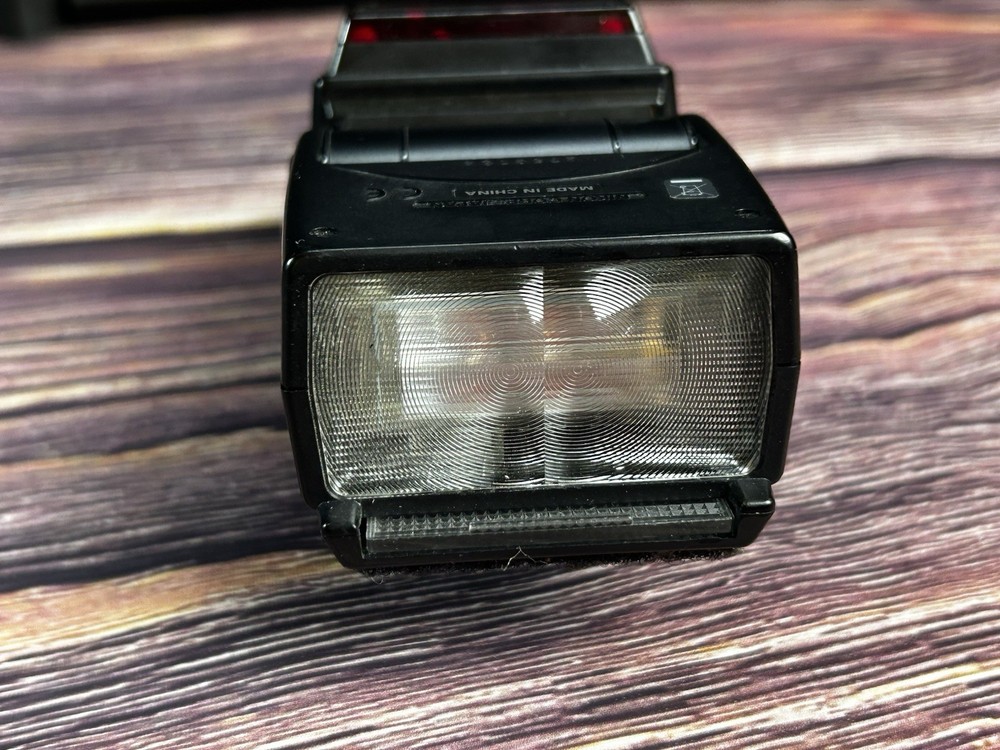 Nikon Speedlight Shoe Mount Flash SB-600 LOOK! Camera Flash