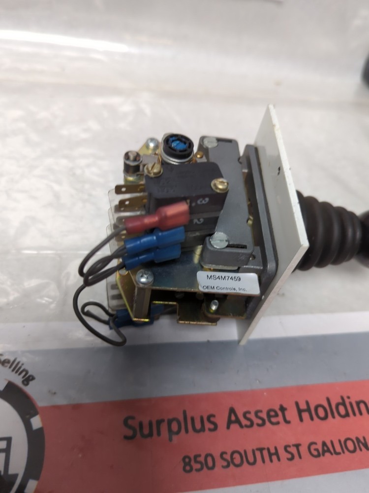 OEM CONTROLS,MS4M7459,JOYSTICK CONTROLLER PRE-OWNED