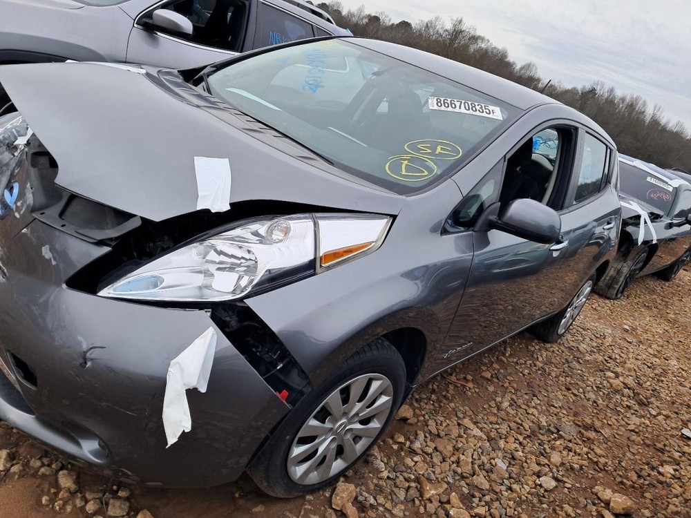 LEAF 2015 Glove Box 4884145