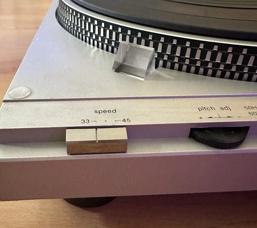 Technics SL-D5 Fully Automatic Direct Drive Turntable Serviced ATVM95E