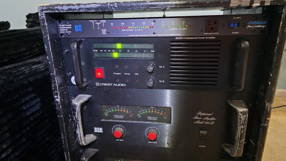 Crest Audio 4000 Power Amplifier