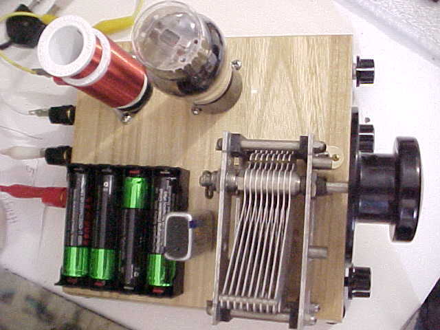 HIKERS LONGWAVE/AM BCDST/SHORTWAVE 49 TUBE REGENERATIVE RECEIVER