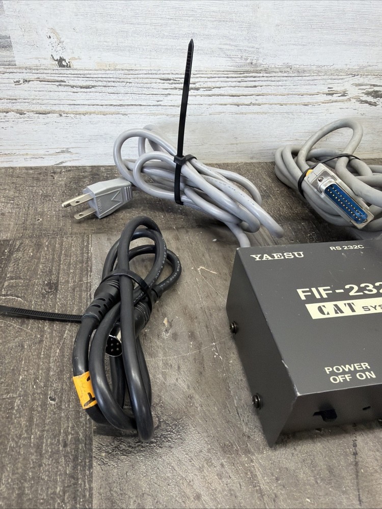 Yaesu FIF-232C CAT System Interface for Computer Control - w/Cables