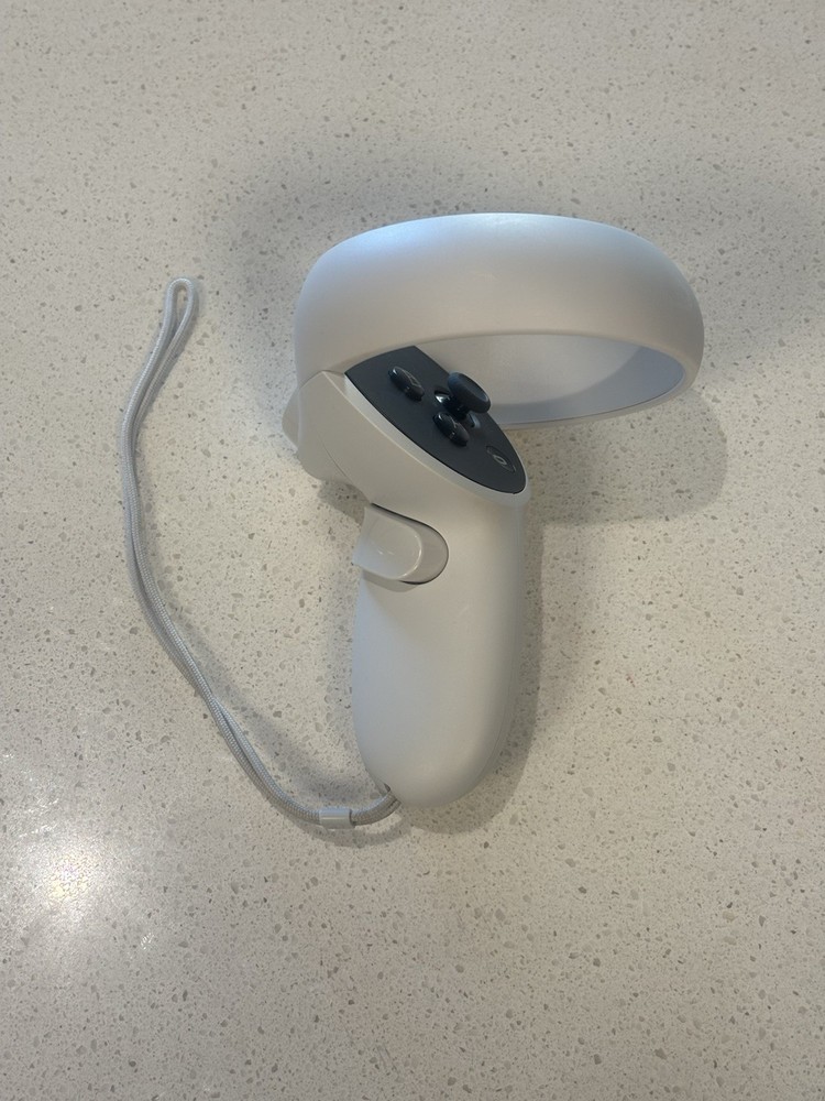 RIGHT Hand Controller for Meta Oculus Quest 2 JD96CX * Excellent *