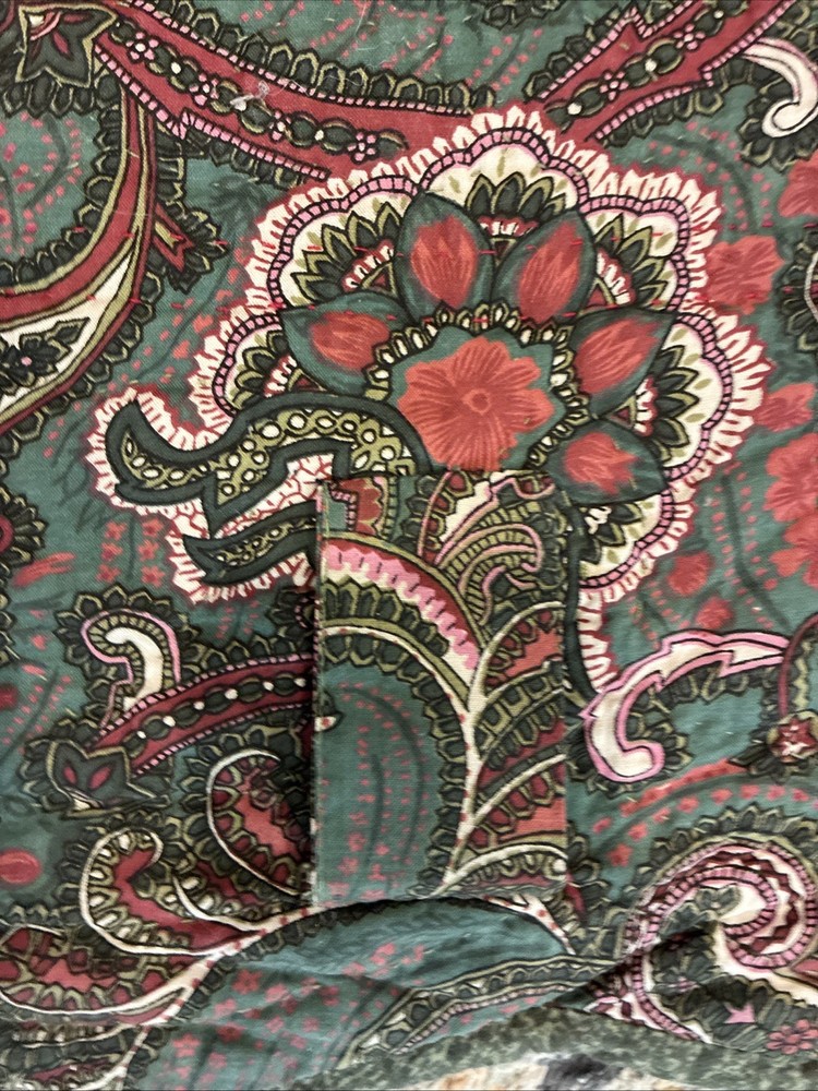 2007 Signed Donna Sharp Spice Postage Stamp Throw Quilt. Nice weight to it!