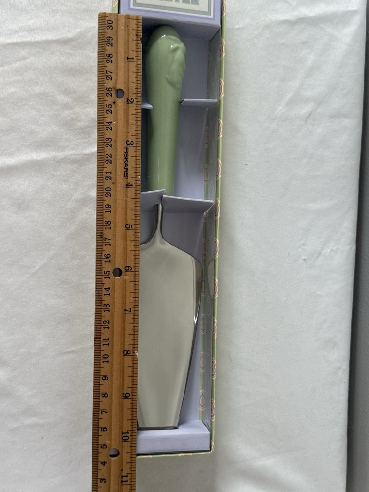 NIB WILLIAMS-SONOMA Spring Bunny 3D Green Stainless Pastry Pie Server Easter