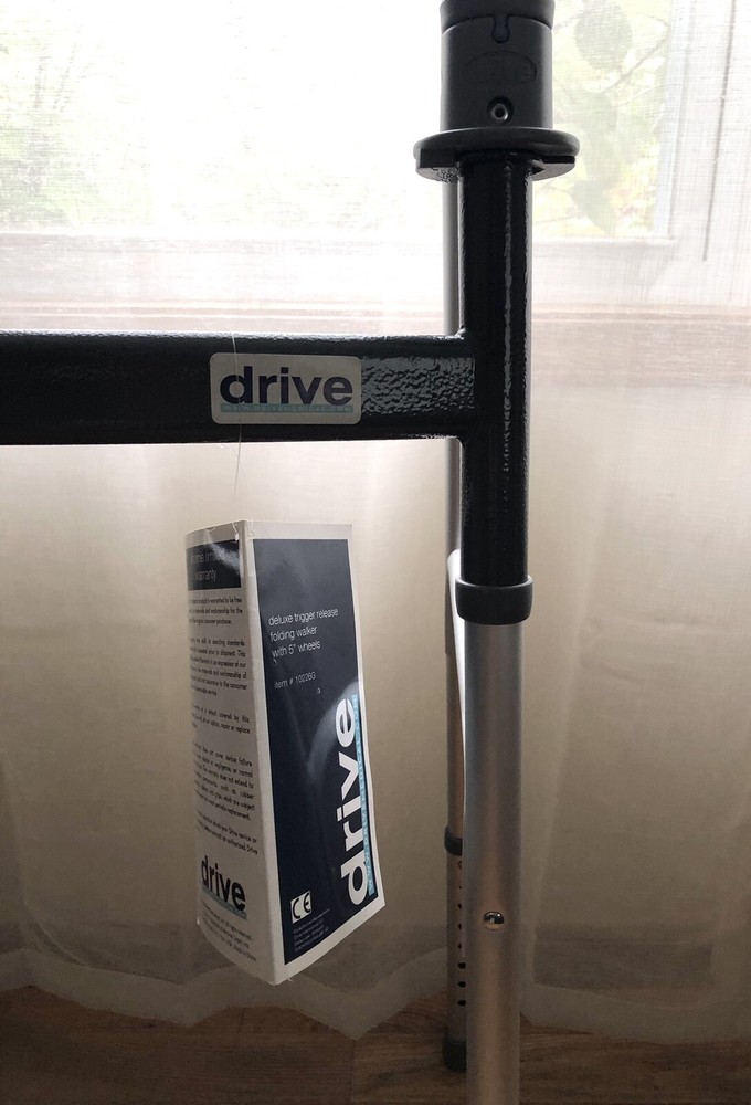 DRIVE DELUXE Trigger Release Folding Walker GRAY 5” Wheels Adjustable Height NWT