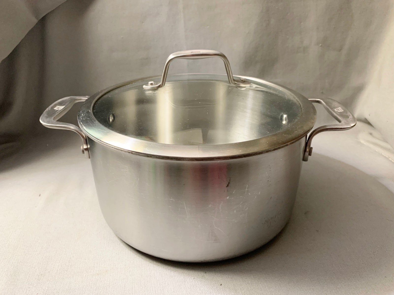 Zwilling J.A. Henckels 6 Qt. 10" 3 Ply 18/10 Stainless Steel Stock Pot Glass Lid