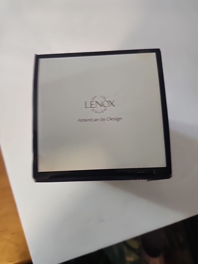 Lenox Bud Vase "Edge"