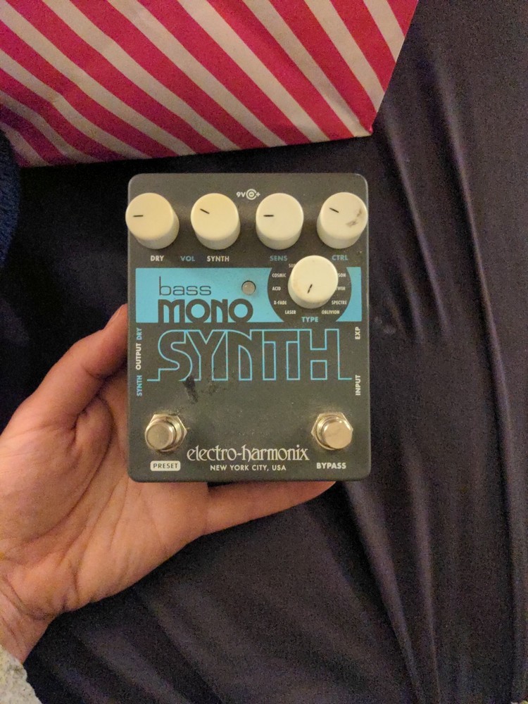 Electro-Harmonix Bass Mono Synth