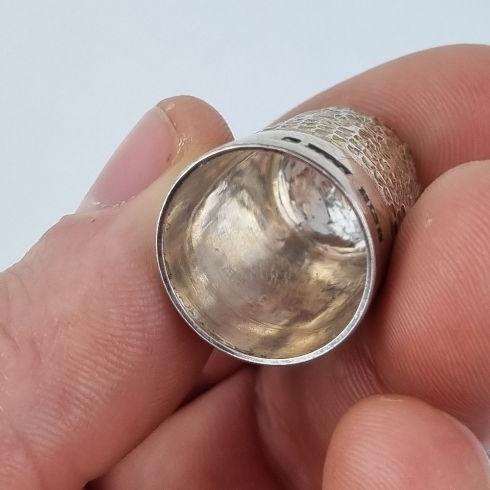 Vintage Solid Silver Thimble Birmingham 1973 James Swann & Sons
