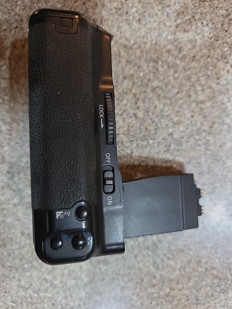 quality Battery Grip BP-550D for Canon EOS 550D
