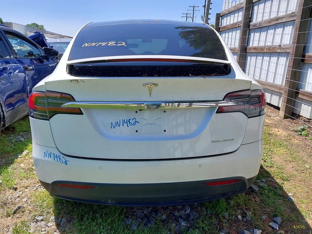 TESLA X 2019 Camera/Projector 3439869