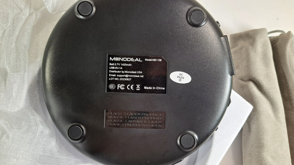 Portable CD Player MONODEAL Rechargeable Personal Compact Disc CD Player MD-109