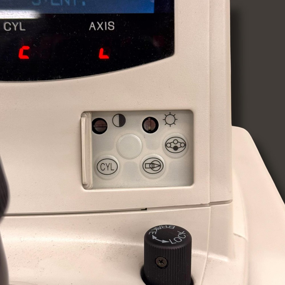 Nidek Macro ARK-700A Auto Ref/Keratometer