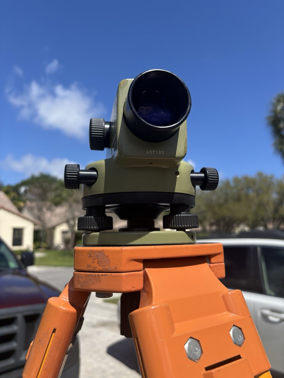 Wild Heerbrugg NA 1 Level - Erect Image . 28X Magnification; Calibrated