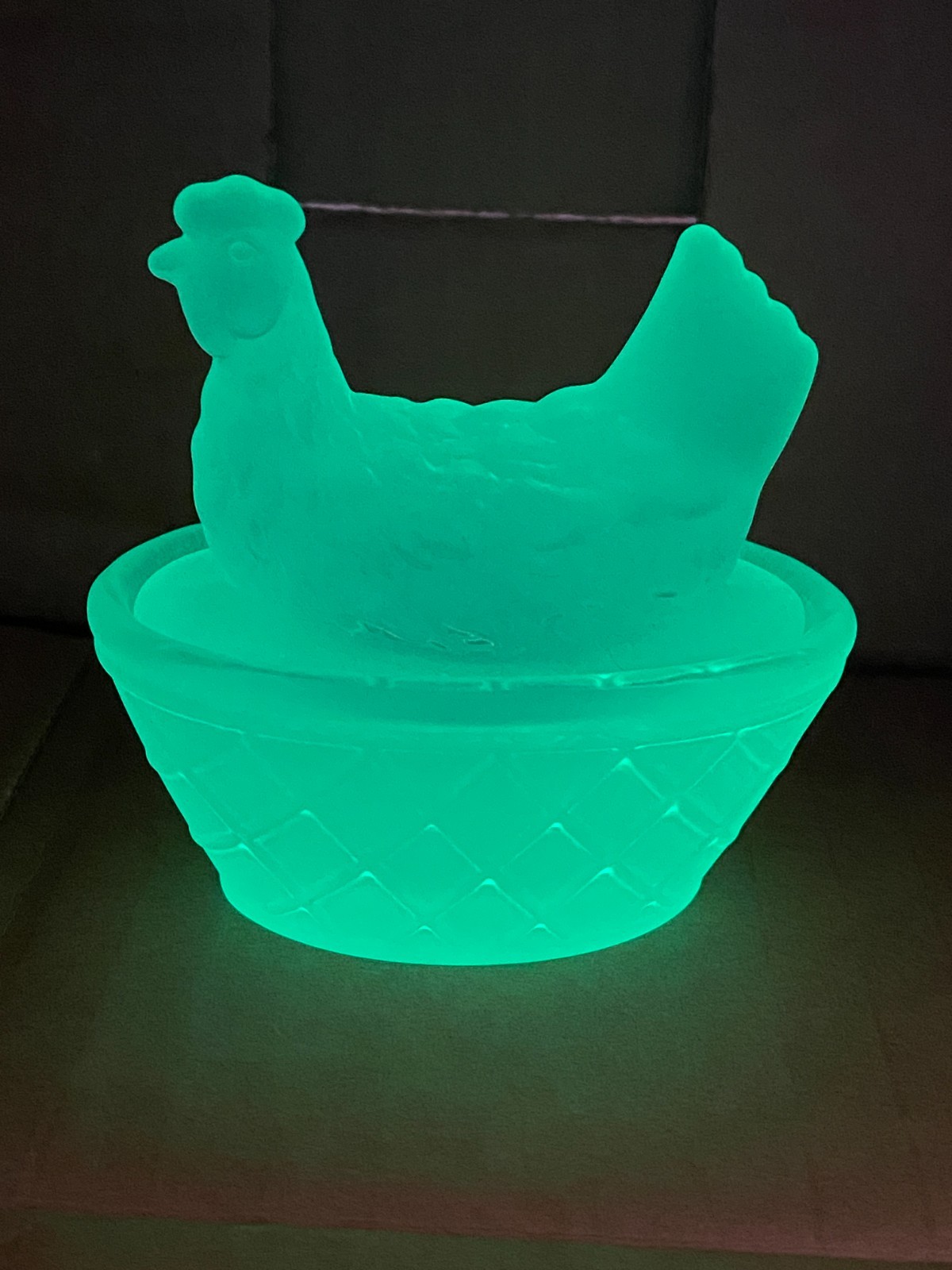 Frosted Pale Green, Glass Mini Hen on Nest 2.5" ~ GLOWS