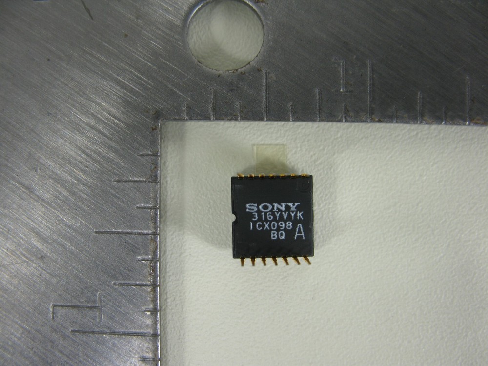 *NEW* (1) SONY ICX098BQ CCD SOLID-STATE IMAGE SENSOR 14-PDIP DIAGONAL 4.5MM