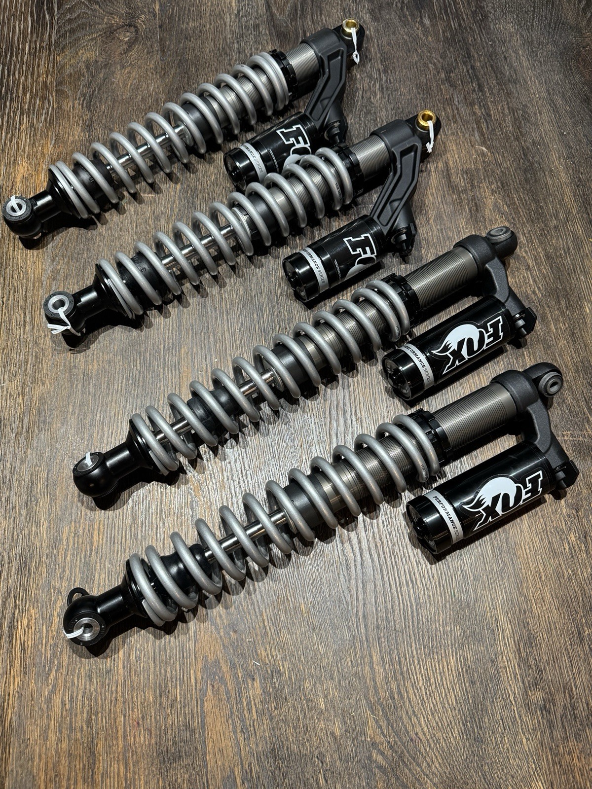 HONDA PIONEER 700 SHOCKS FOX 885‑06‑108 1.5 Podium QS3 Coil‑Over 2014–2025 (4)