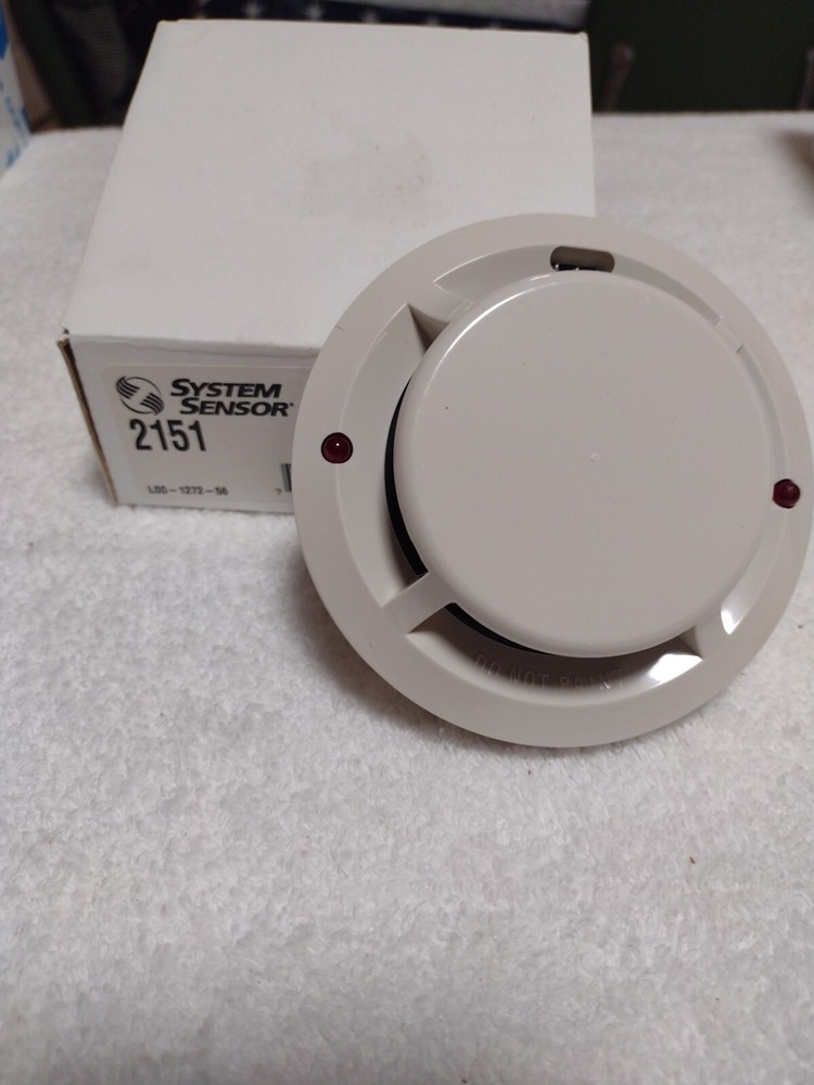 SYSTEM SENSOR 2151 PHOTO DETECTOR LOW PROFILE