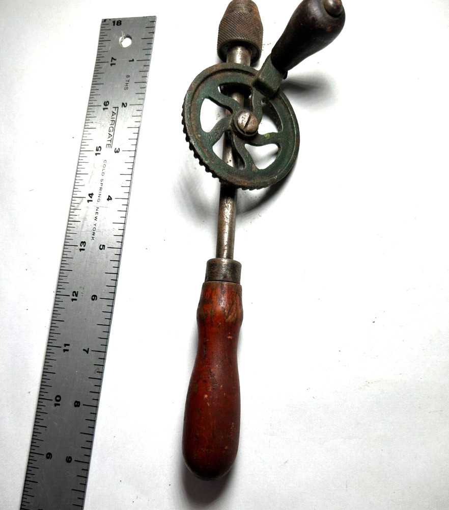Vintage Unmarked Eggbeater Hand Drill - 8.5" Long