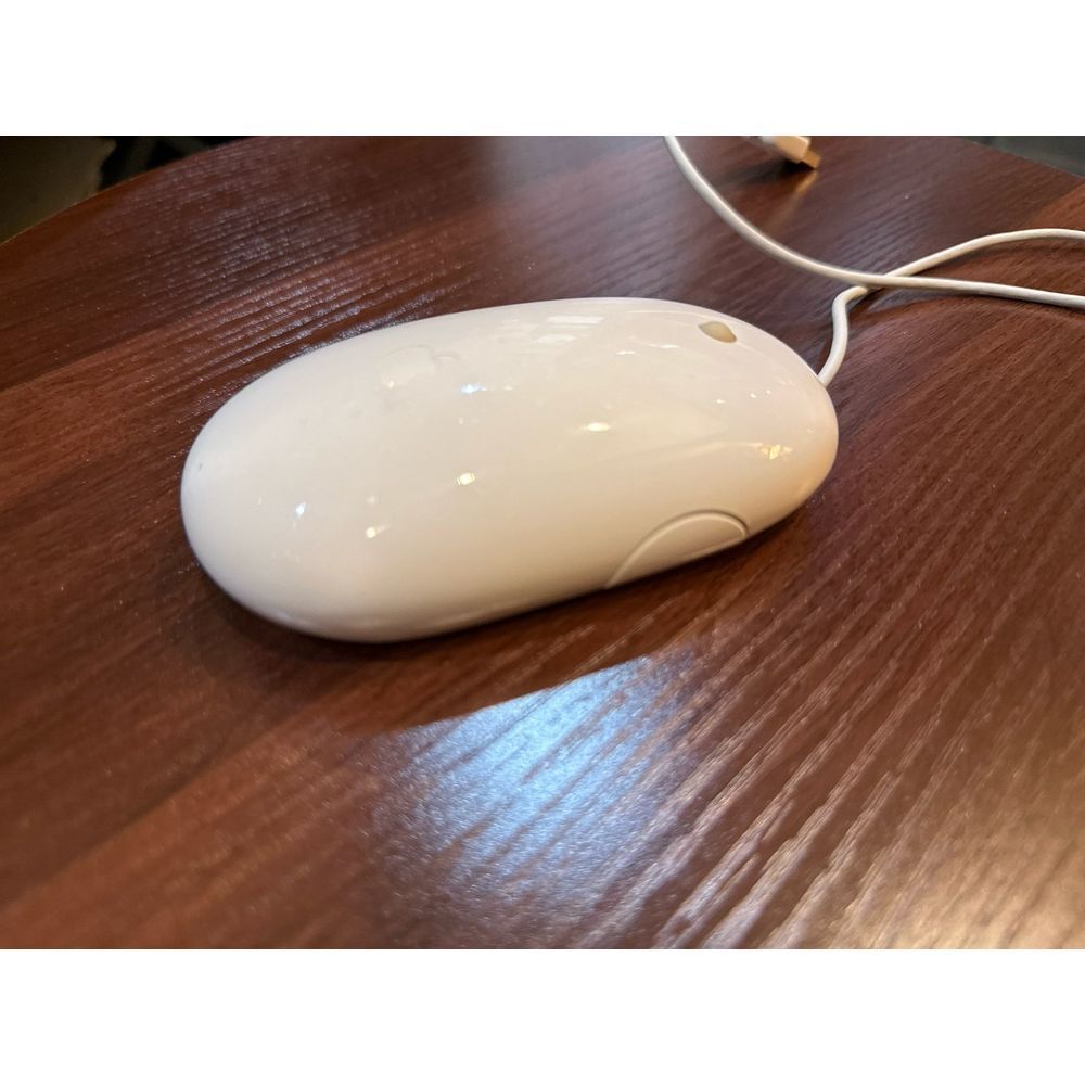Genuine Apple Mighty Mouse Wired USB White Model No# A1152