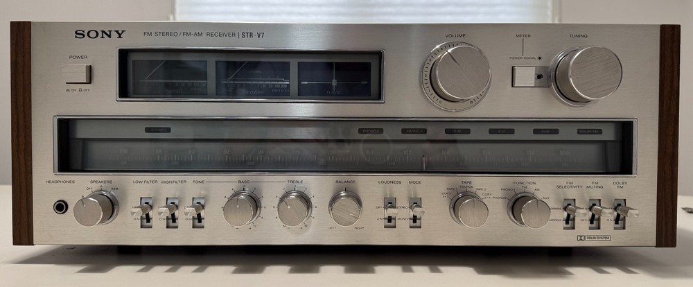 SONY STR-V7 RECEIVER