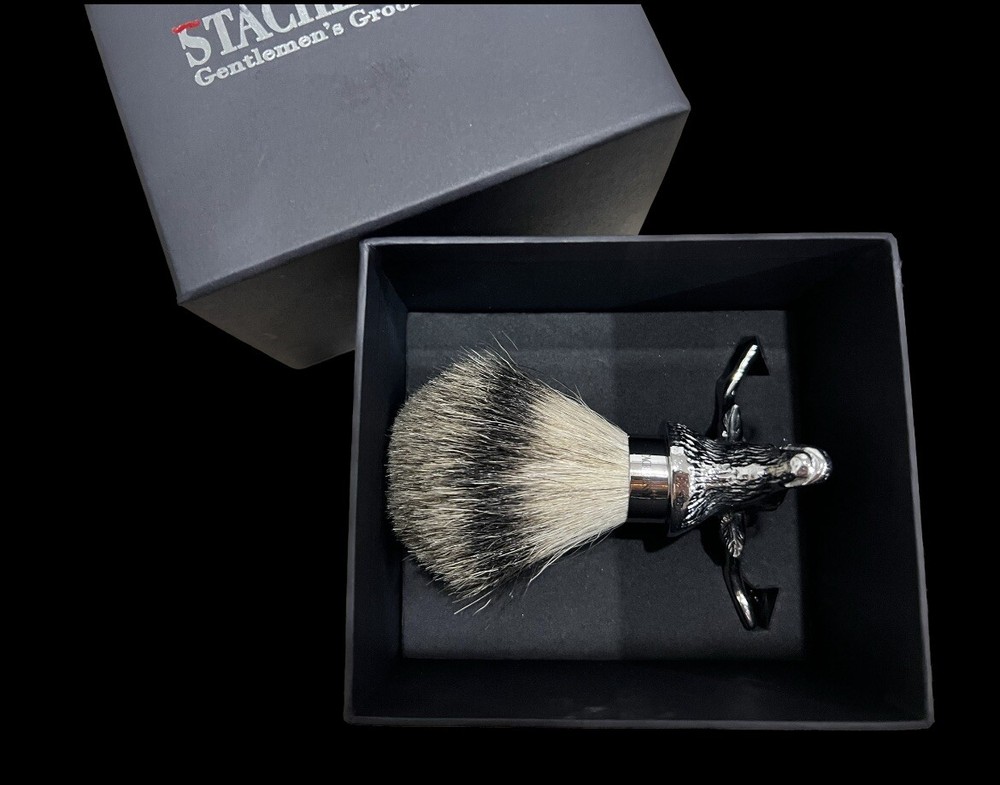 Stacheless badger grooming shaving brush