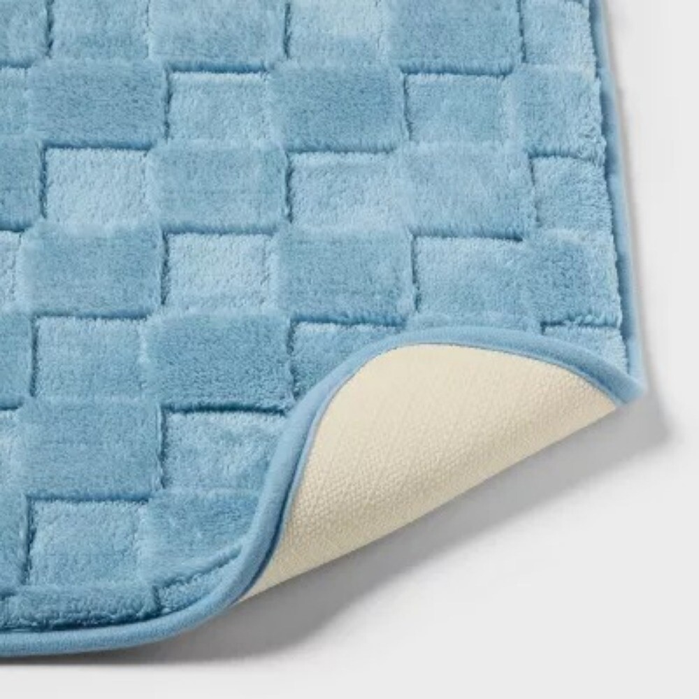 20"x30" Everyday Checked Cushion Bath Rug