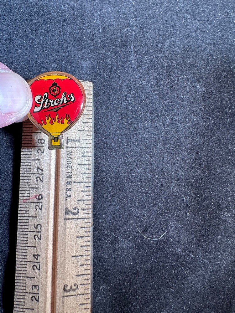 Vintage Stroh’s Logo Lapel or Hat pin