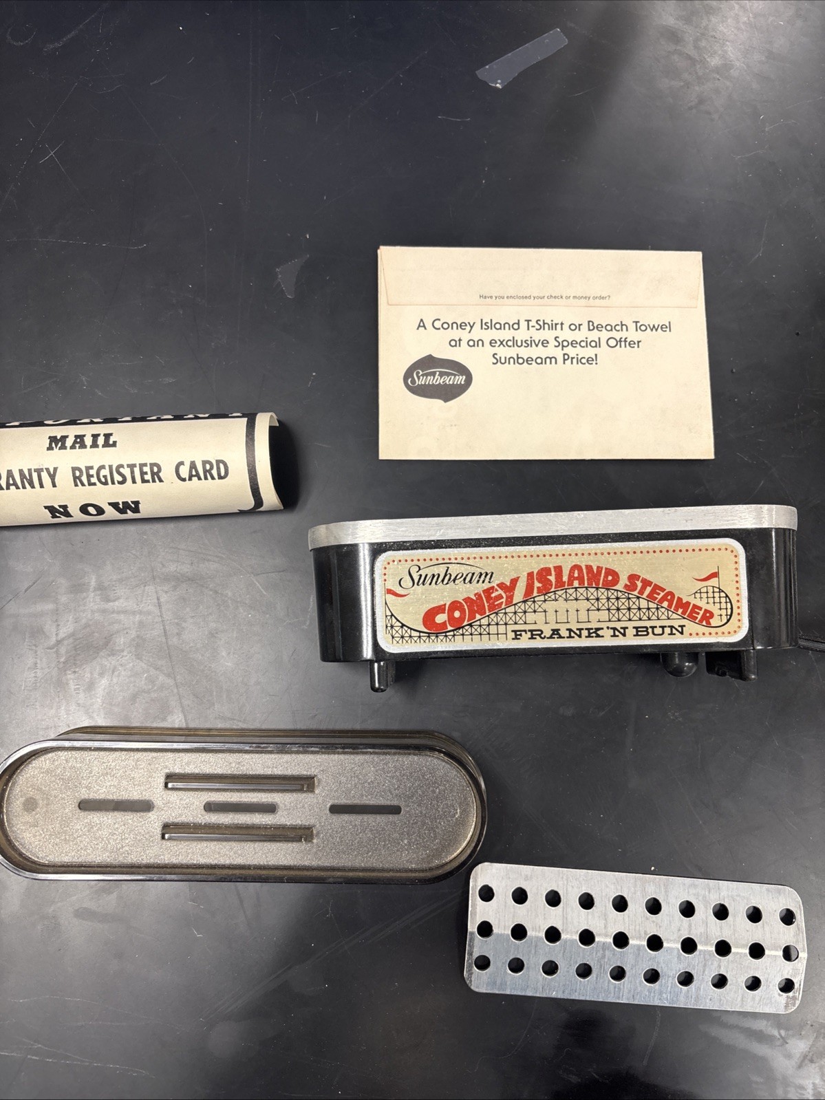 Vintage 1970s Sunbeam Coney Island Frank‘N Bun Hot Dog Steamer - Working