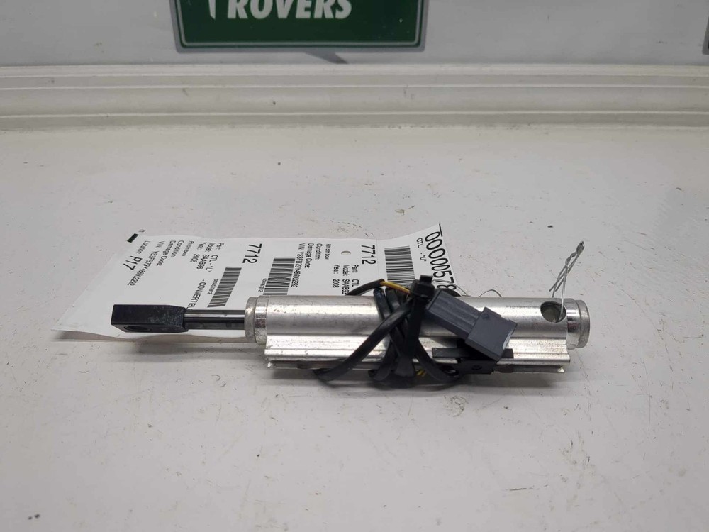 04-11 Saab 9-3 Passengers 6th Bow Piston