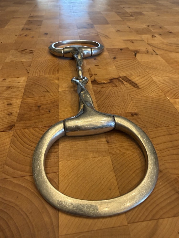 Coronet 5 1/2” Slow Twist Eggbutt Snaffle Bit