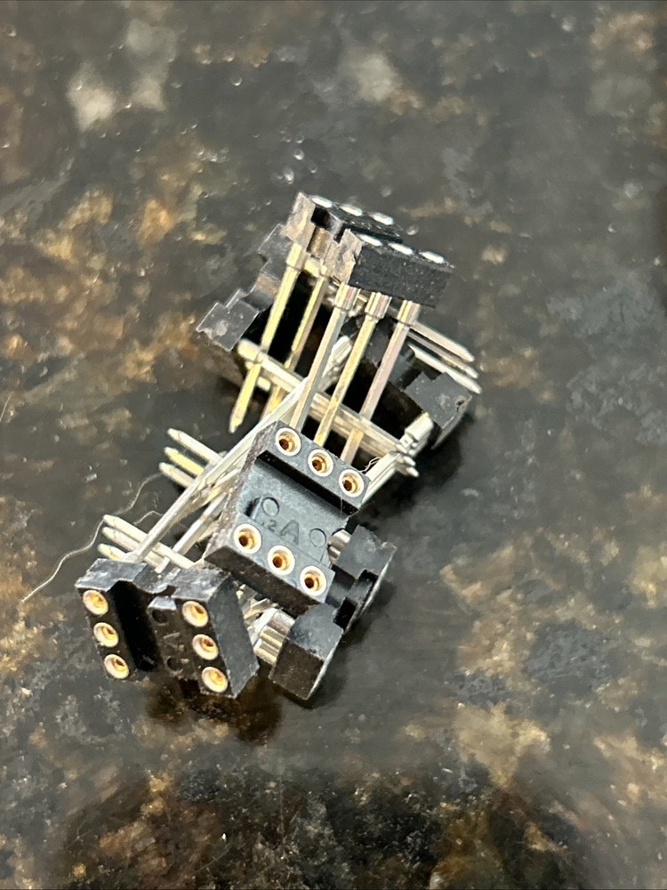 IC SOCKET, 6 PIN DIP SOCKET, WIRE WRAP, Screw Machine, Tin, Gold.