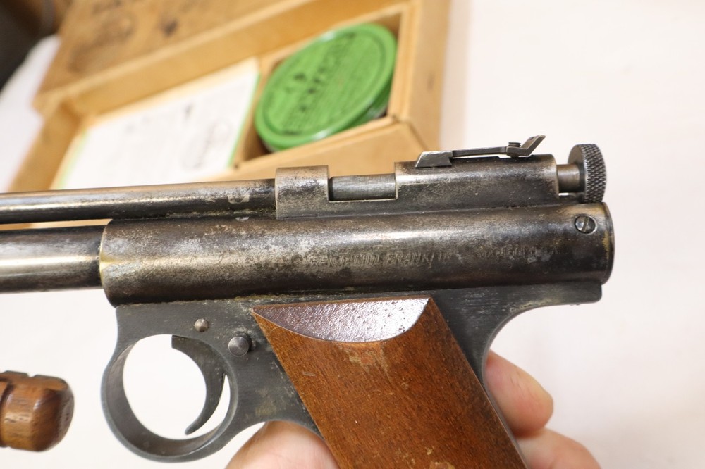 Benjamin Target Pistol, model 130 "Benjamin Franklin" w/box & papers