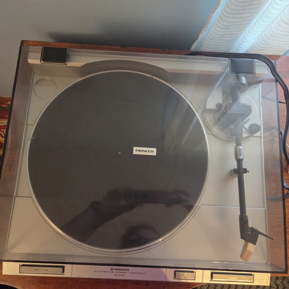 PIONEER PL-S30 TURNTABLE Tested And Working