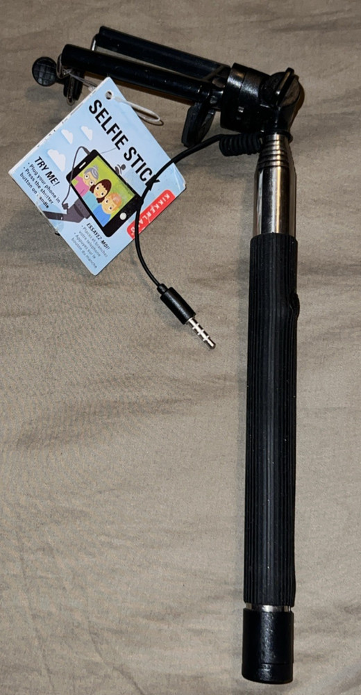 Adjustable Black Selfie Stick/ Snap Button / Compatible with Many Smartphones